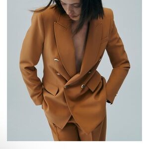 Zara blazer Fits US size 6,8